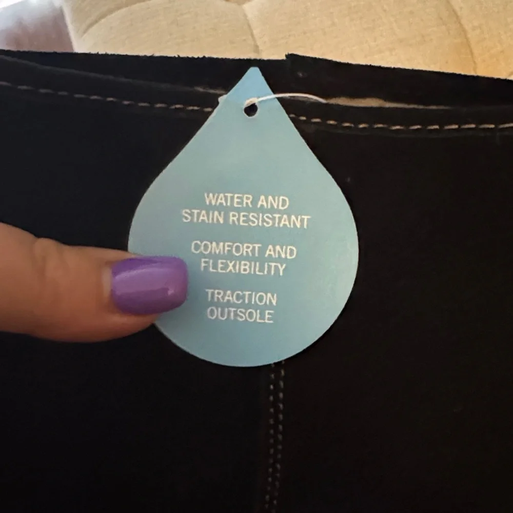 BNWT boots - Picture 6 of 6